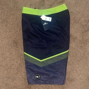 Men’s O’Neill boardshorts.